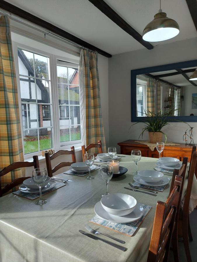 3.9. Tudor Court Hayle Dış mekan fotoğraf